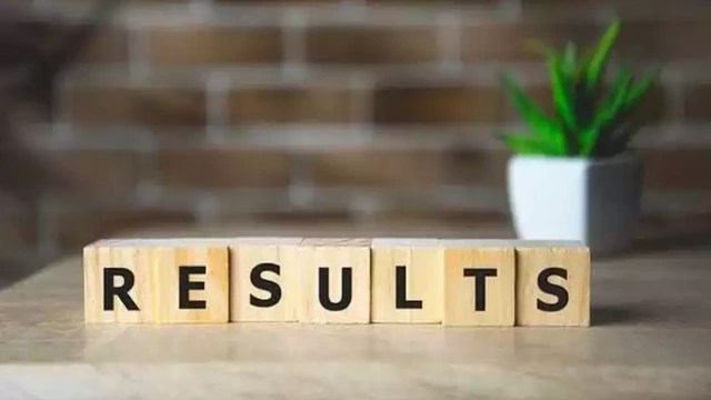 പ്ലസ് ടു പരീക്ഷാഫലം പ്രഖ്യാപിച്ചു; 77.97 ശതമാനം വിജയം, പരീക്ഷയെഴുതിയത് 4.25 ലക്ഷം വിദ്യാർത്ഥികൾ പ്ലസ് ടു പരീക്ഷാഫലം പ്രഖ്യാപിച്ചു; 77.97 ശതമാനം വിജയം, പരീക്ഷയെഴുതിയത് 4.25 ലക്ഷം വിദ്യാർത്ഥികൾ