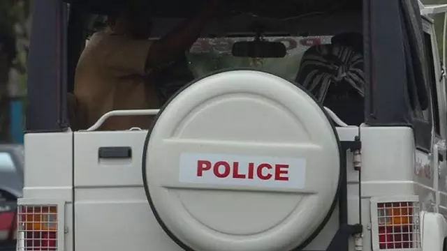 പൊലീസ് ക്യാമ്പില് പരസ്യ മദ്യപാനം; മൂന്ന് ഉദ്യോഗസ്ഥര്ക്ക് സസ്പെന്ഷന് പൊലീസ് ക്യാമ്പില് പരസ്യ മദ്യപാനം; മൂന്ന് ഉദ്യോഗസ്ഥര്ക്ക് സസ്പെന്ഷന്