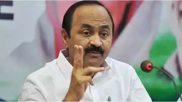 ‘പ്രിയദർശിനി’, സ്ത്രീകൾക്കും ട്രാൻസ്ജെൻഡേഴ്സിനും ജൂൺ 15 മുതൽ കെഎസ്ആർടിസി ഓർഡിനറി ബസുകളിൽ സൗജന്യയാത്ര ‘പ്രിയദർശിനി’, സ്ത്രീകൾക്കും ട്രാൻസ്ജെൻഡേഴ്സിനും ജൂൺ 15 മുതൽ കെഎസ്ആർടിസി ഓർഡിനറി ബസുകളിൽ സൗജന്യയാത്ര