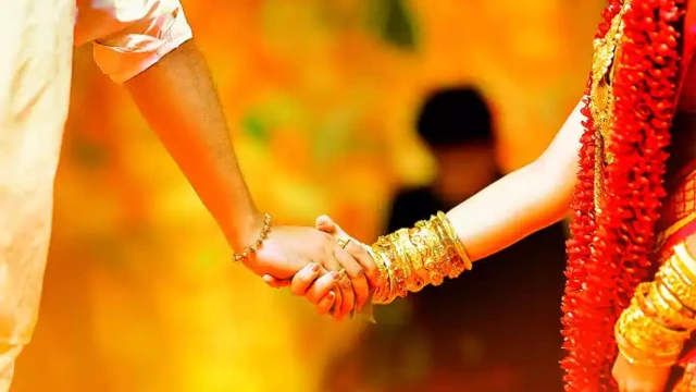 ഗുരുവായൂരിൽ ചിങ്ങത്തിലെ ആദ്യ ഞായറാഴ്ച ബുക്ക് ചെയ്തത് 392 കല്യാണങ്ങൾ ഗുരുവായൂരിൽ ചിങ്ങത്തിലെ ആദ്യ ഞായറാഴ്ച ബുക്ക് ചെയ്തത് 392 കല്യാണങ്ങൾ