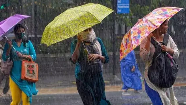 അടുത്ത 3 മണിക്കൂര് ശ്രദ്ധിക്കുക..; 6 ജില്ലകളില് മഴയ്ക്ക് സാധ്യത അടുത്ത 3 മണിക്കൂര് ശ്രദ്ധിക്കുക..; 6 ജില്ലകളില് മഴയ്ക്ക് സാധ്യത
