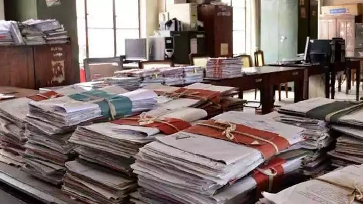 സർക്കാർ ഓഫീസുകൾക്ക് ശനിയാഴ്ച കൂടി അവധി നൽകാൻ നീക്കം; യോഗം 17ന് സർക്കാർ ഓഫീസുകൾക്ക് ശനിയാഴ്ച കൂടി അവധി നൽകാൻ നീക്കം; യോഗം 17ന്