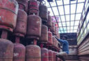 ഗാര്‍ഹിക പാചകവാതക സിലിണ്ടര്‍ ബുക്കിങ് നിയന്ത്രണത്തില്‍ ഇളവ്; ഇടവേള 45 ദിവസത്തില്‍ നിന്ന് 25 ആയി കുറച്ചു