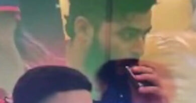 മത്സരത്തിനിടെ ഇ-സിഗരറ്റ് വലിക്കുന്ന റിയാന്‍ പരാഗിന്‍റെ ദൃശ്യങ്ങള്‍ പുറത്ത്, കടുത്ത നടപടിക്ക് സാധ്യത