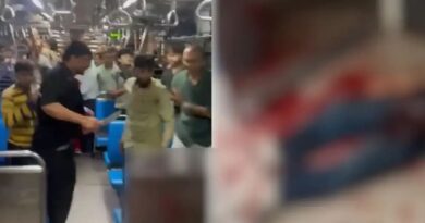 ഓടുന്ന ട്രെയിനില്‍ വെച്ചുണ്ടായ തർക്കത്തെ തുടർന്ന് യുവാവ് കുത്തേറ്റു