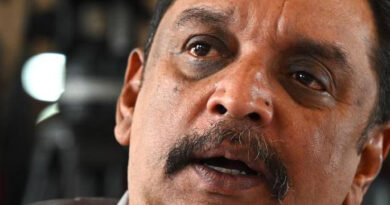 സൂര്യനെല്ലിയില്‍ കാട്ടാന ആക്രമണത്തില്‍ കൊല്ലപ്പെട്ട മാരിയുടെ  കുട്ടികളെ ഏറ്റെടുത്ത് വനംവകുപ്പ്