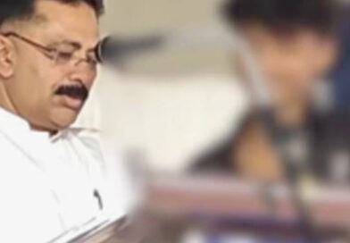 അഡ്രസ് തെറ്റിച്ചു എഴുതിയെന്ന് പറഞ്ഞു കുട്ടിയെ സ്റ്റേജിലേക്ക് വിളിച്ചു വരുത്തി ചെവിയില് നുള്ളി; ജലീലിനെതിരെ പരാതി അഡ്രസ് തെറ്റിച്ചു എഴുതിയെന്ന് പറഞ്ഞു കുട്ടിയെ സ്റ്റേജിലേക്ക് വിളിച്ചു വരുത്തി ചെവിയില് നുള്ളി; ജലീലിനെതിരെ പരാതി