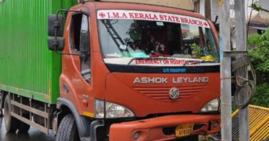പാലക്കാട് വിദ്യാർത്ഥികൾക്ക് നേരെ ലോറി പാഞ്ഞുകയറി ഒരു വിദ്യാർത്ഥിക്ക് ദാരുണാന്ത്യം, മൂന്ന് പേര്‍ക്ക് പരിക്ക്