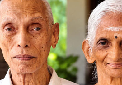 കാസർഗോഡ് ഭാര്യയുടെ മൃതദേഹത്തിനരികെ നാമം ജപിക്കവേ  ഭര്‍ത്താവും കുഴഞ്ഞുവീണ്  മരിച്ചു