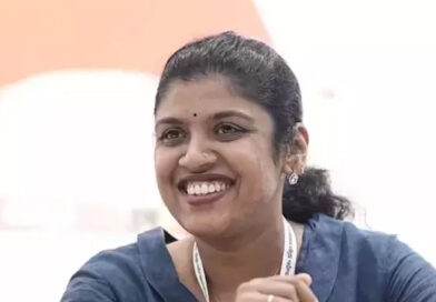 കോപ്പിയടി വിവാദം; ചിന്താ ജെറോമിന്റെ പിഎച്ച്ഡി പരിശോധിക്കാൻ പ്രത്യേക സമിതി
