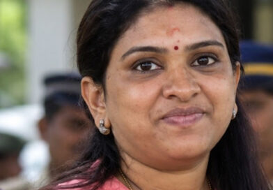 കൊല്ലത്ത് അമ്മയുടെ ശരീരത്ത് തിളച്ച വെള്ളം ഒഴിച്ച കേസ്; അശ്വതി അച്ചു പിടിയിൽ കൊല്ലത്ത് അമ്മയുടെ ശരീരത്ത് തിളച്ച വെള്ളം ഒഴിച്ച കേസ്; അശ്വതി അച്ചു പിടിയിൽ