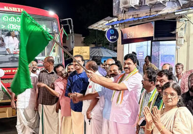 സര്‍ക്കാര്‍ പരിപാടി മന്ത്രിയുടെ ഭര്‍ത്താവ് ഉദ്ഘാടനം ചെയ്തത് വിവാദത്തില്‍