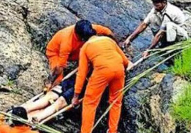 വാഗമണിലെ ഇന്‍ഫിനിറ്റി പൂളില്‍ 800 അടിയിലേക്ക് വീണ് 28കാരിയായ ഡോക്ടര്‍ ; സാഹസികമായി രക്ഷപ്പെടുത്തി