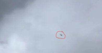 ഉത്തരാഖണ്ഡിൽ ഹെലികോപ്റ്റർ തകർന്നുവീണു